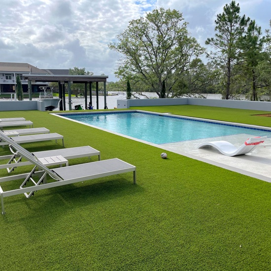 Poolscaping with Artificial Grass